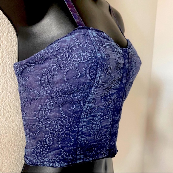 Size Small BKE Jean Crop Top - Picture 6 of 6